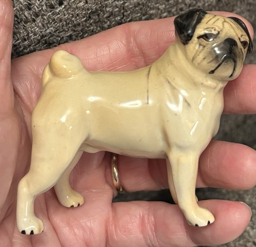 Statuina cane carlino beswick - cane,